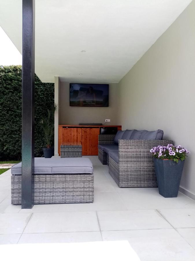 Vila Gosen Sard Exterior photo