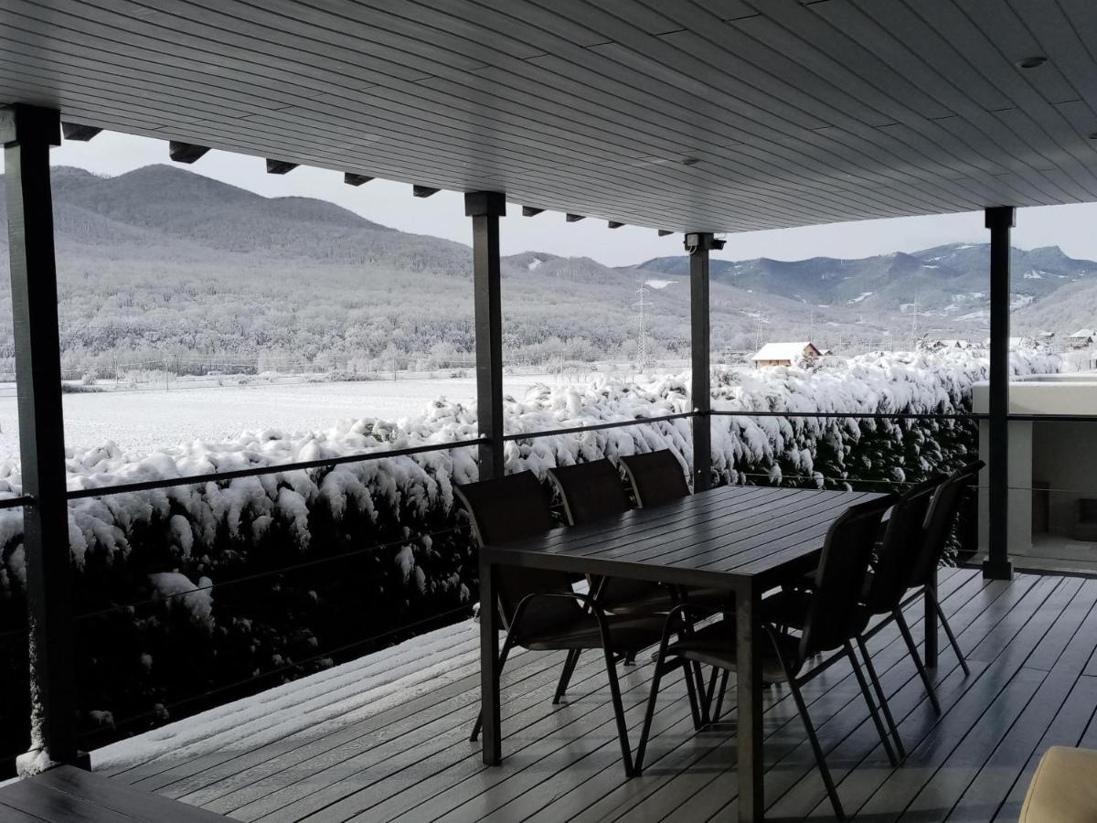 Vila Gosen Sard Exterior photo
